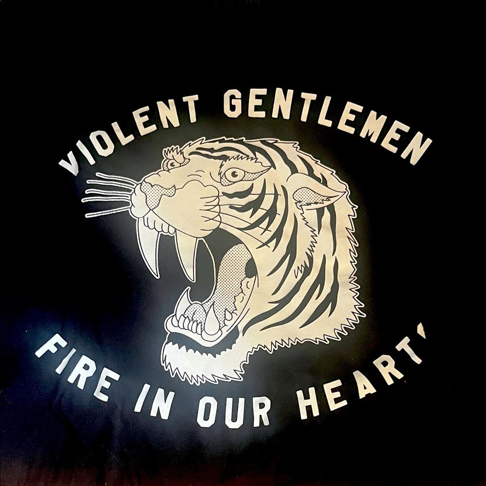 Violent Gentlemen T shirt size XL